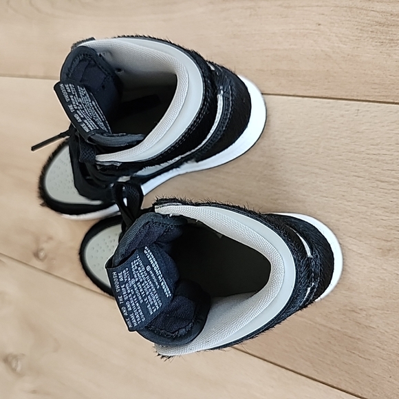 Nike Air Jordan 1 High OG 'Twist 2.0' Kids Size 12 Grey Black Fur - Picture 6 of 7